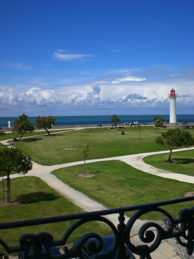 Chambre Supérieure - 2ème Étage - Vue sur Mer